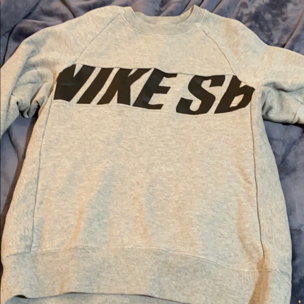nike sweater